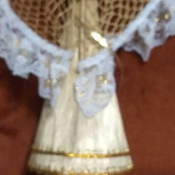 Straw and Lace Angel - Picture 7 of 7